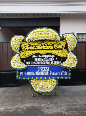 Papan Bunga Duka di Teluk Keramat